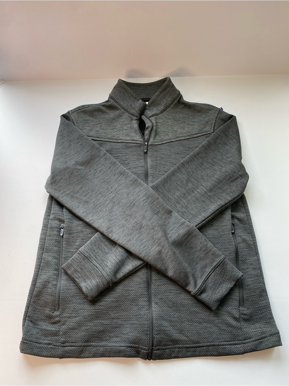 Greg Norman Collection Grey Textured Jacket with Blue Logo